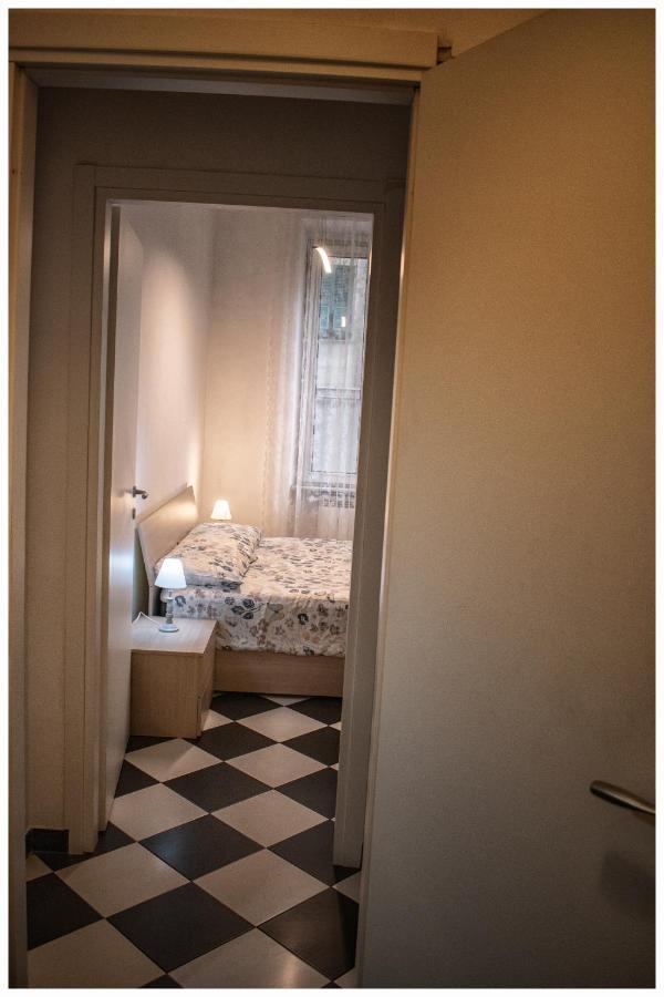 Tra Mare E Centro Lejlighed Genova Eksteriør billede